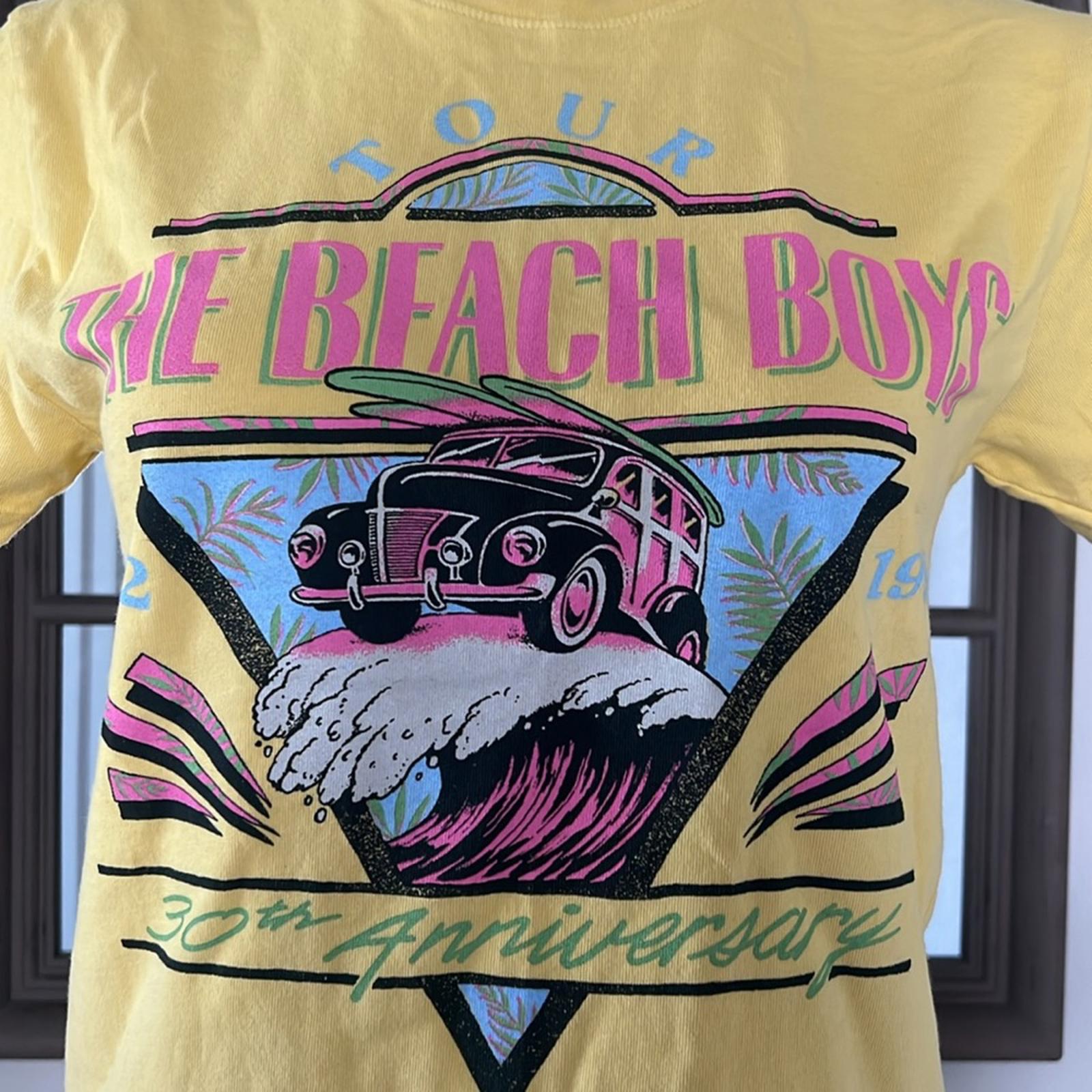 DAYDREAMER The Beach Boys 30th Anniversary Tour Tee in Yellow Bloom Size XS NWT