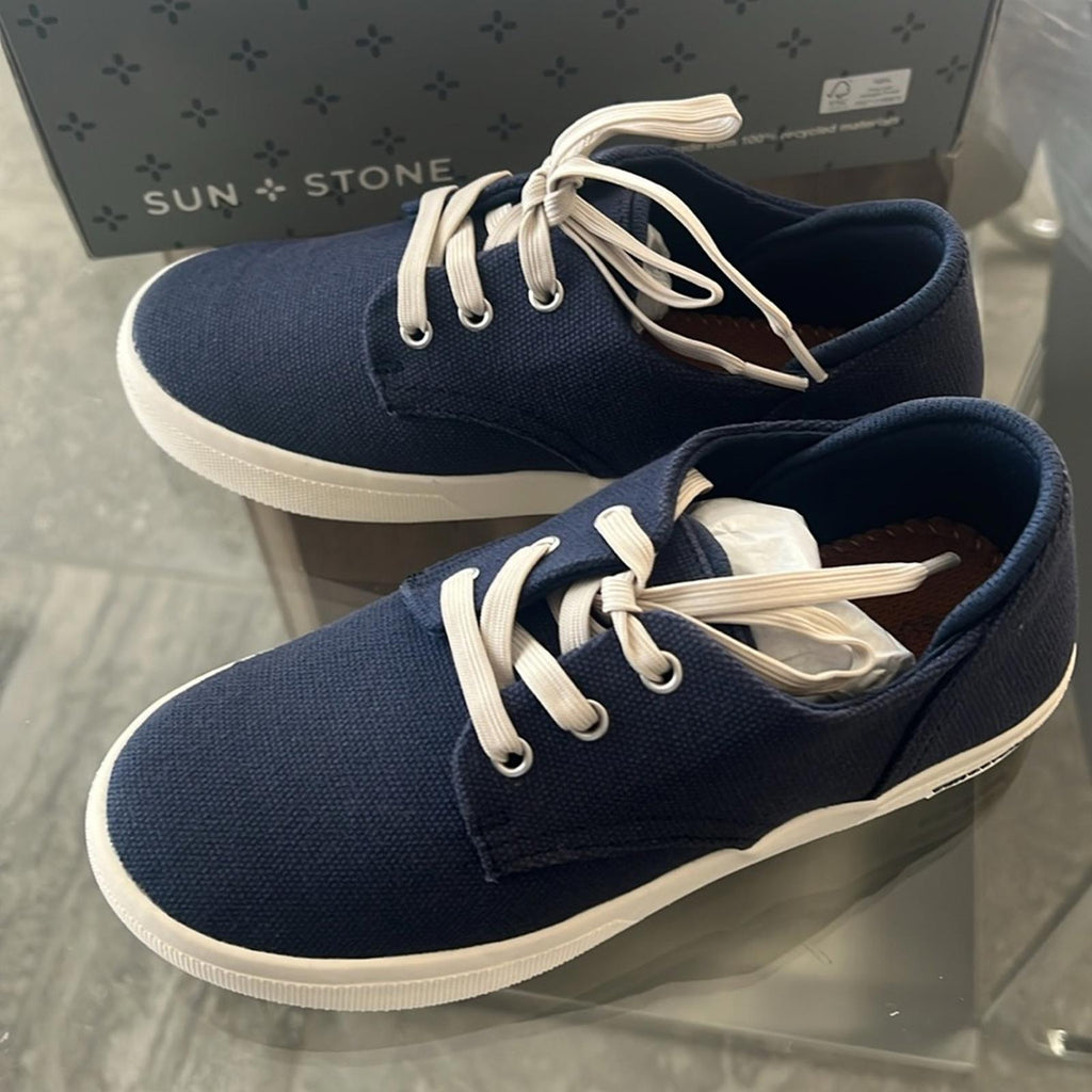 Sun+Stone Little Boys Kiva Lace Up Core Sneakers in Navy Blue Size 1 New in Box