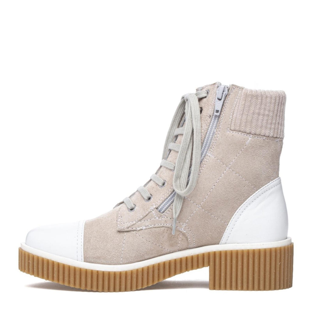 Vaneli Mage Boots in Light Grey Nival Combo, Size 7.5 New w/o Box Retail $250