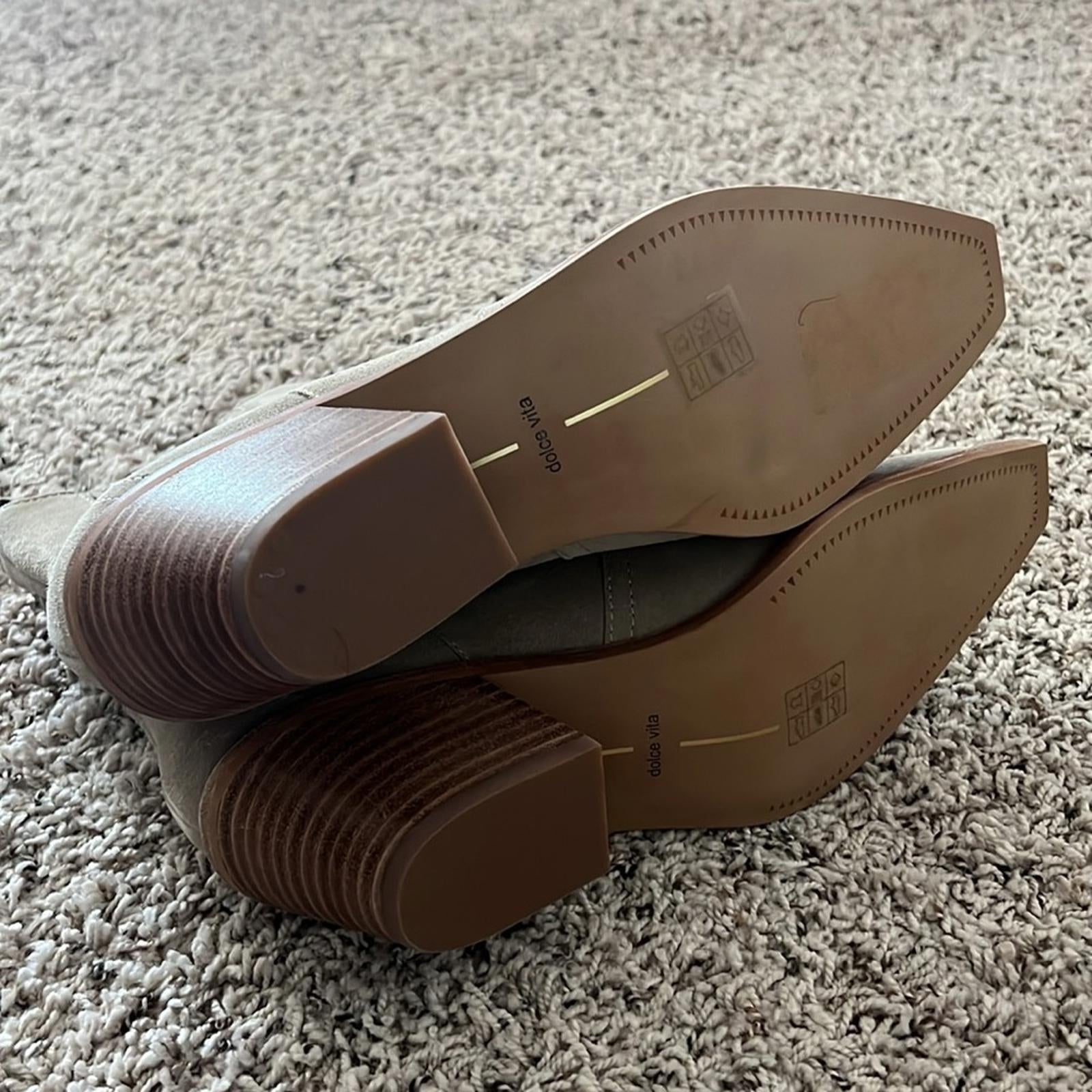 Dolce Vita Senna Bootie in Almond Suede, Size 11 NEW in Box