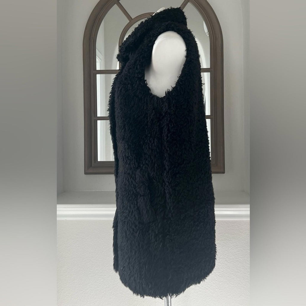 Theory Visterna B. Faux-Fur Vest Black, Size S Retail $395 (Excellent Condition)