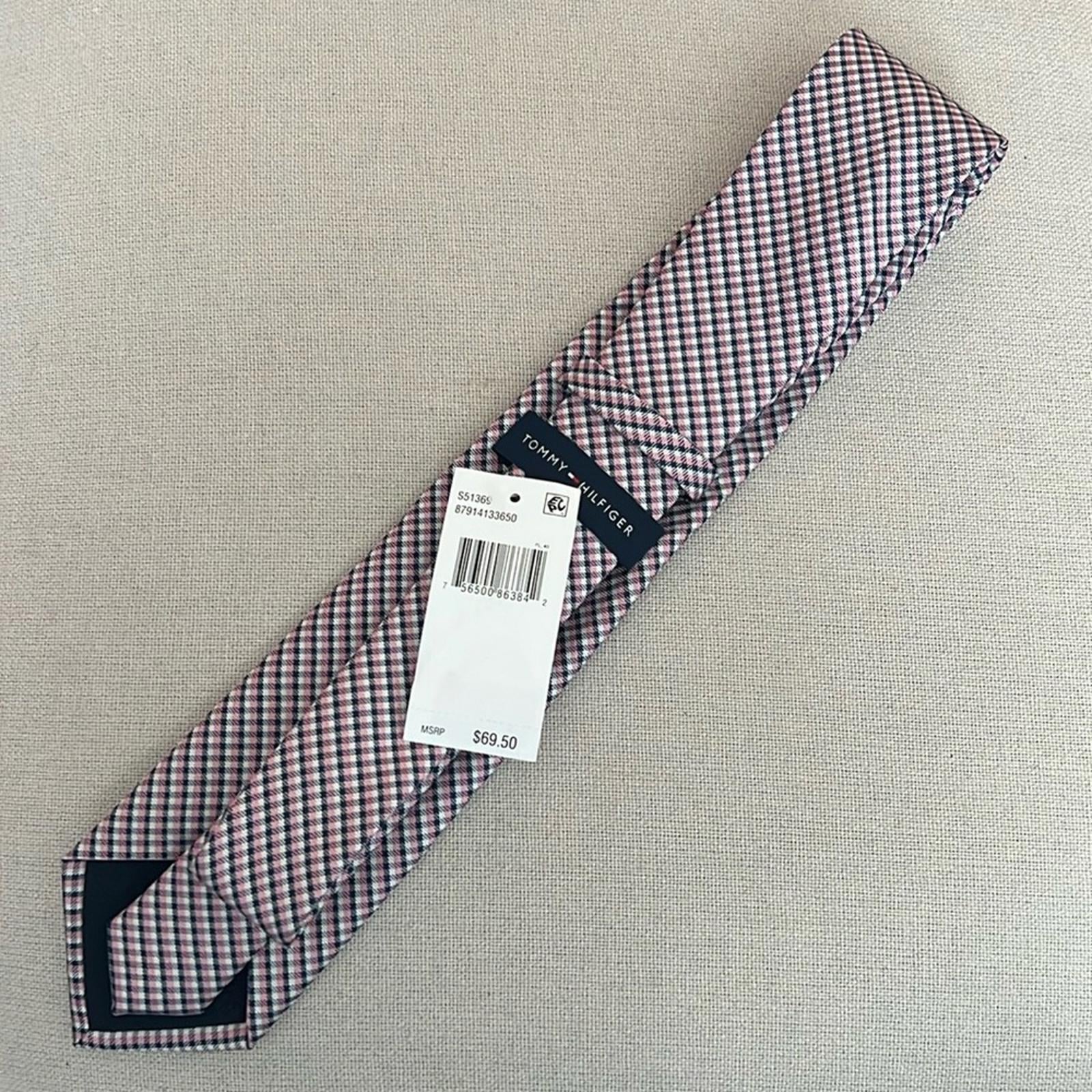 Tommy Hilfiger Neck Tie, Silk Blend New w/Tag Retail $69.50
