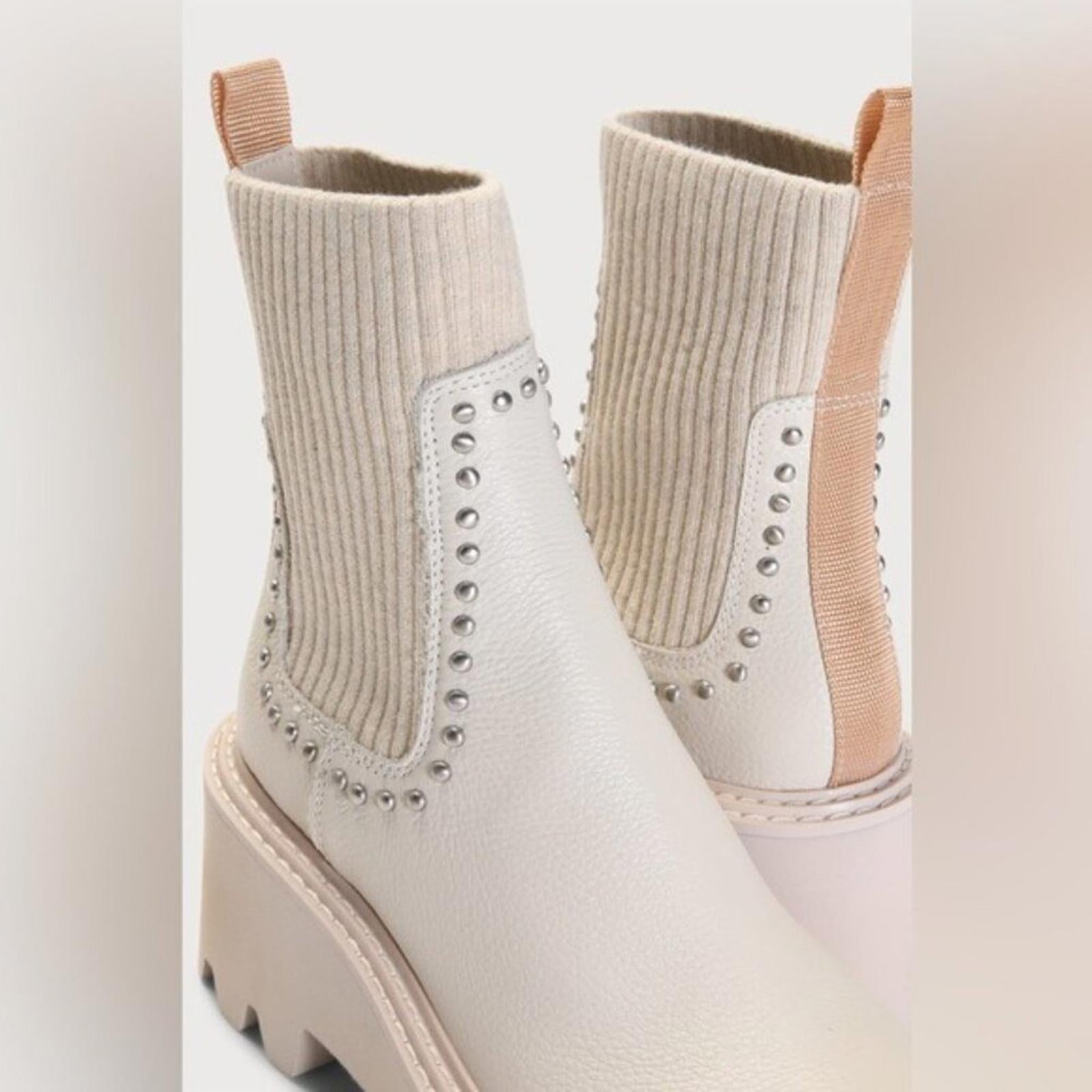 NEW Dolce Vita Hoven Stud H2O Waterproof Chelsea Boots, Ivory Leather Size 9.5