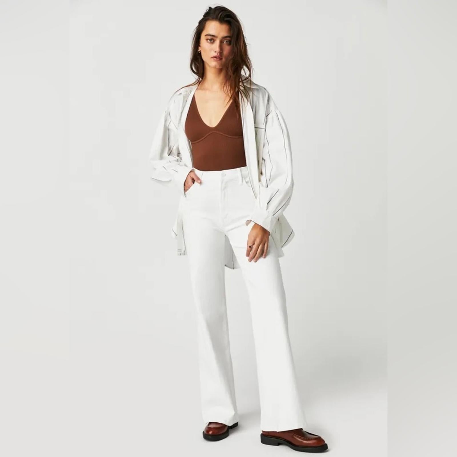 MOTHER The Hustler Roller Skimp White Jeans, Size 27 New w/Tag SOLD OUT