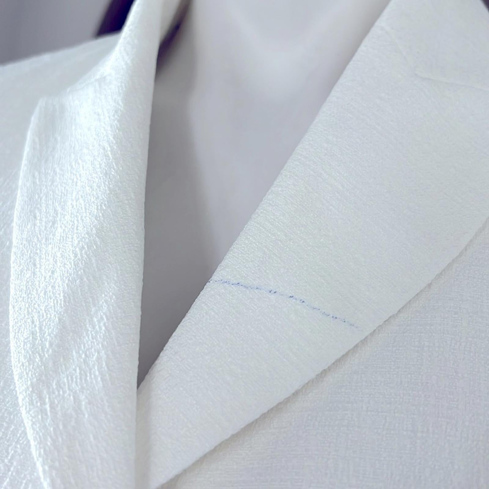 KASPER Three-Button Peak Lapel Jacket in White, Petite Size 2 New w/Tag $129