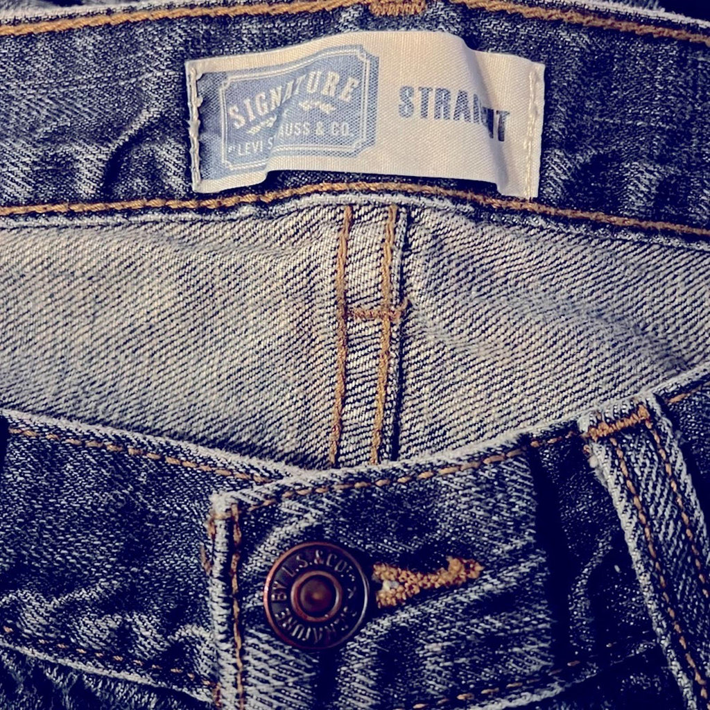 Signature Levi Strauss Straight Leg Jeans, Size W30 X L32