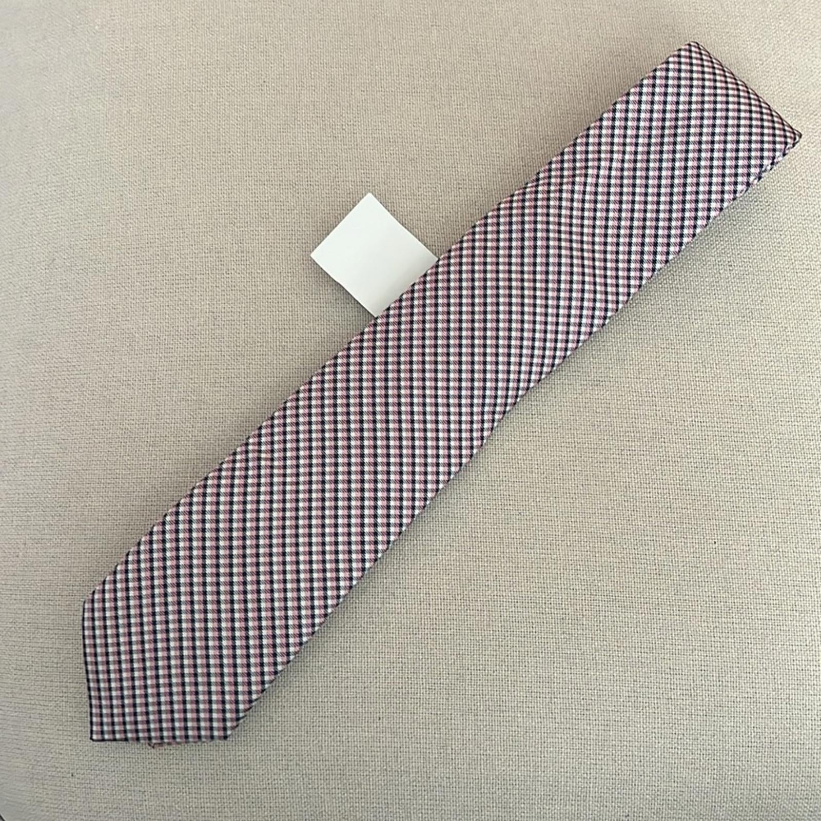 Tommy Hilfiger Neck Tie, Silk Blend New w/Tag Retail $69.50