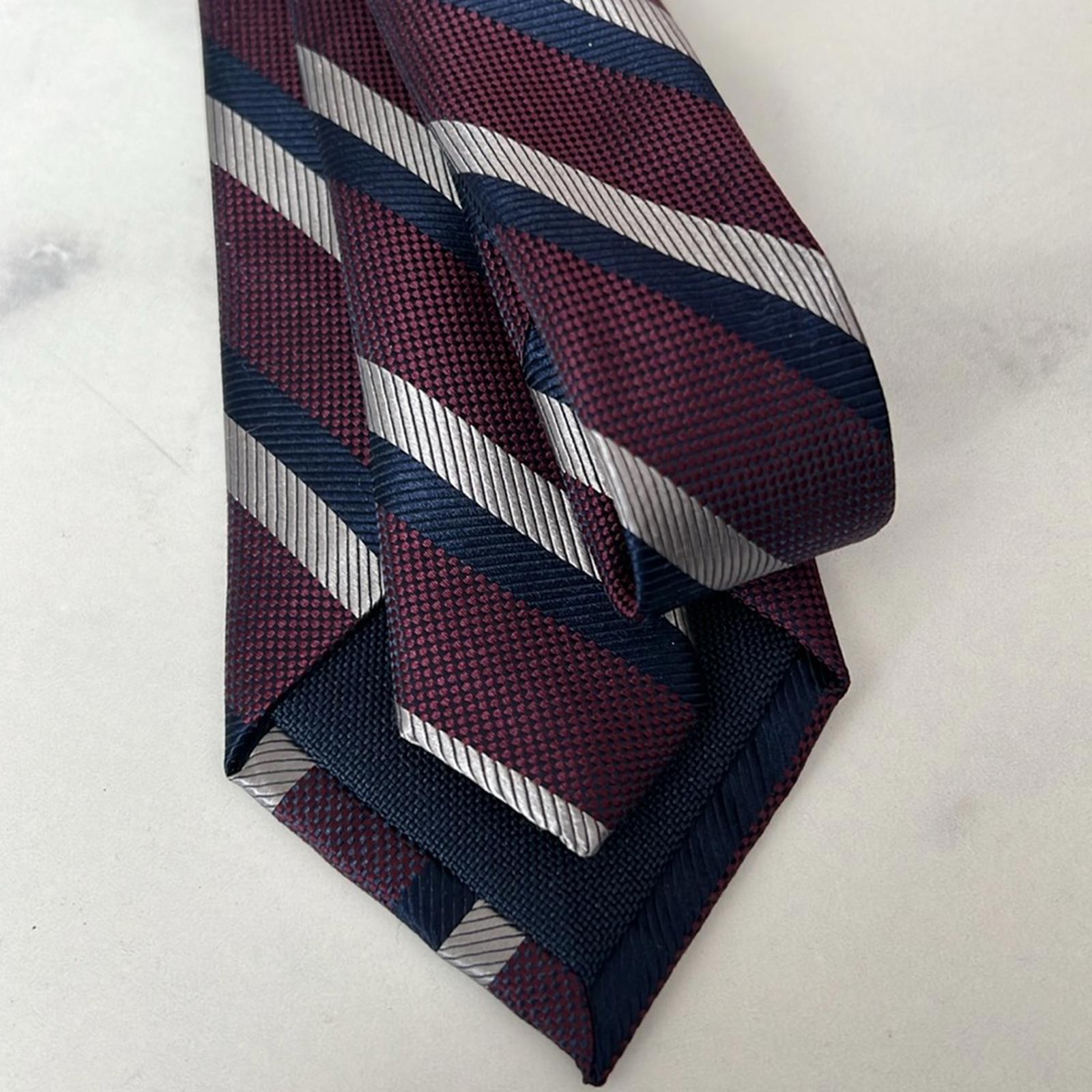 Tommy Hilfiger Diagonally Striped Silk Blend Tie in Purple, New w/Tag $69.50