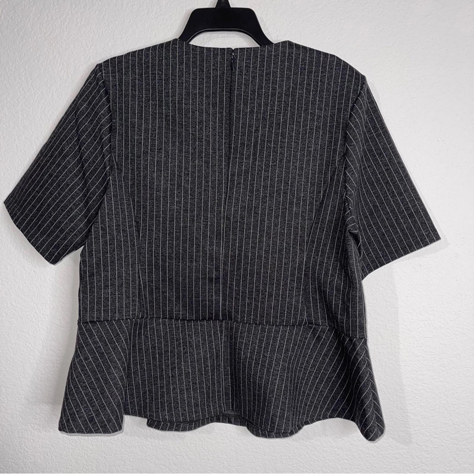 Lauren Ralph Lauren Striped Peplum Top Size XL EXCELLENT!
