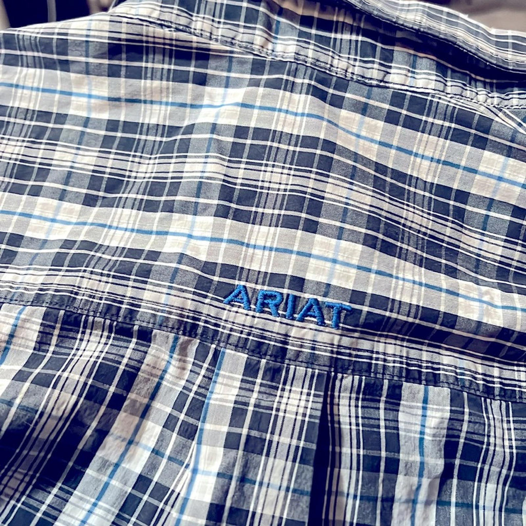 ARIAT Men’s Pro Series Button Down Plaid Classic Fit Shirt, Size M EXCELLENT!