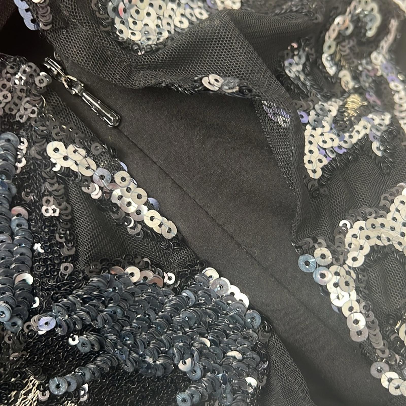 Badgley Mischka Midnight Swirl Long Formal Dress, Black Silver Size 10 $850