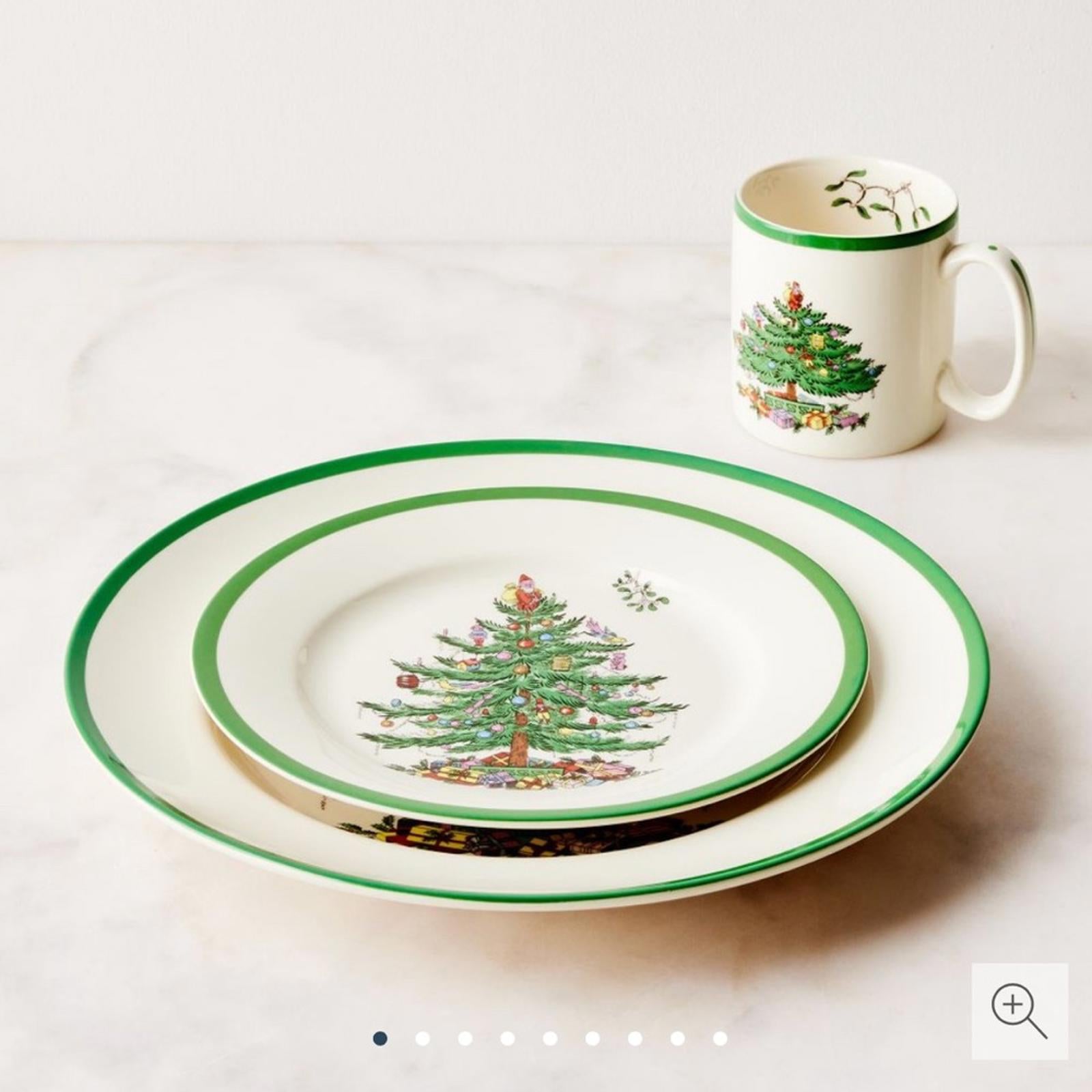 Spode Christmas Tree Dinnerware 4-Piece Plate Setting NEW in Box