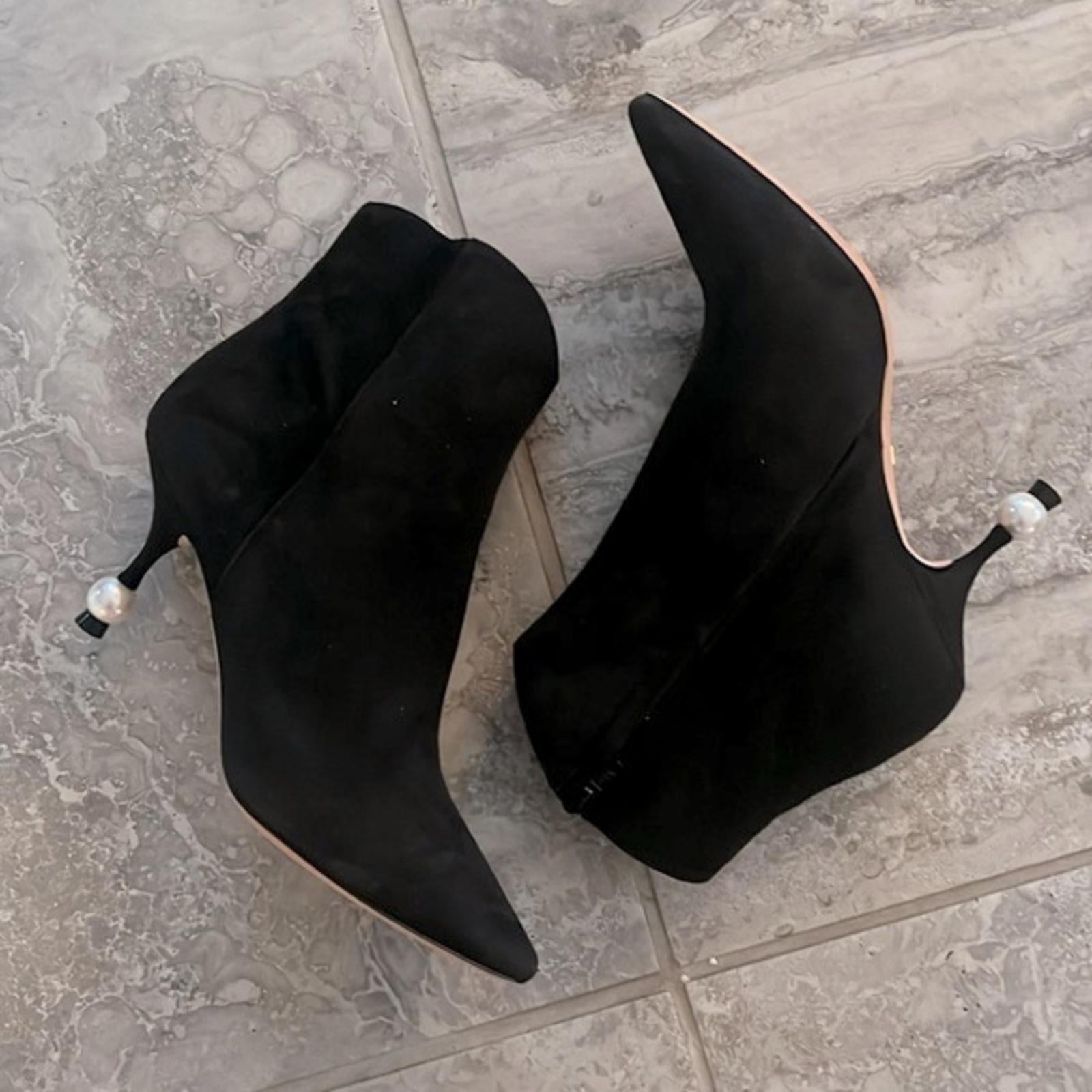 Giambattista Valli Pointed-Toe Suede Heeled Booties Black Size EU 38 NEW $1,090