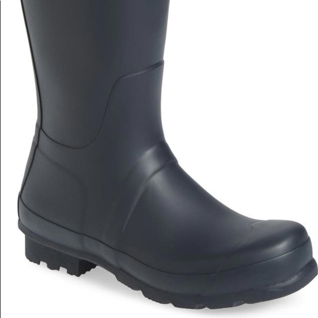 Hunter Tall Rain Boots in Black w/Grey Stripe, Size US7 EU38, New w/Tag