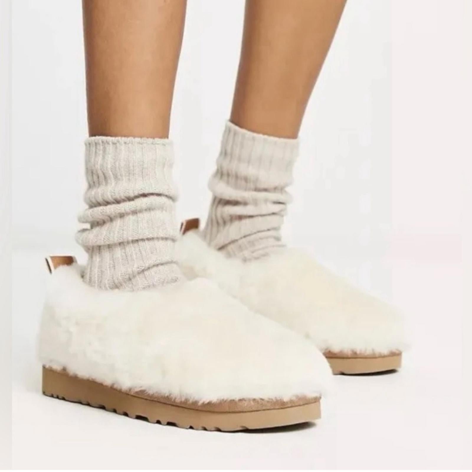 UGG Classic Cozy Fur Bootie in Natural Cream White Tan, Size 10 New in Box