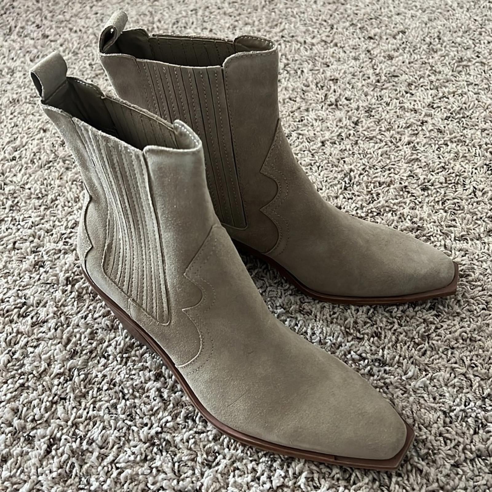 Dolce Vita Senna Bootie in Almond Suede, Size 11 NEW in Box