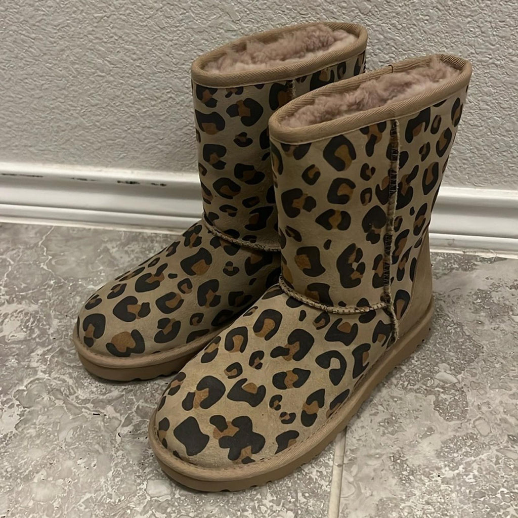 UGG Genuine Sheepskin Lined Leopard Print Boots, Size EU36 US5 New in Box
