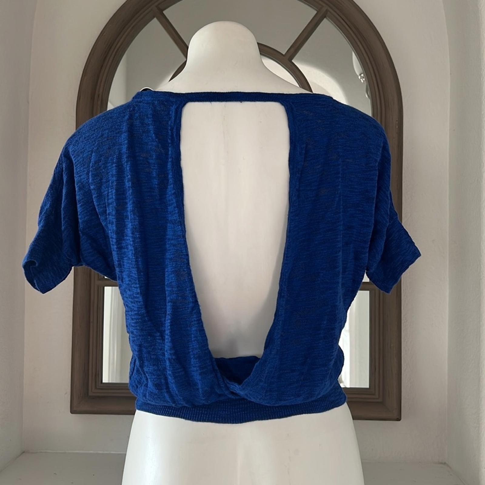 Trina Turk Knit Open Back Top in Blue Heather, Size S EXCELLENT!