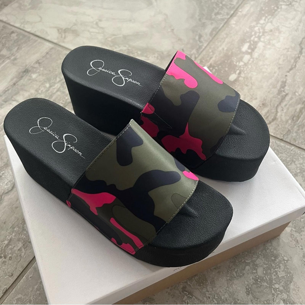 Jessica Simpson Camo Slide Platform Sandals, Size 9, New in Box