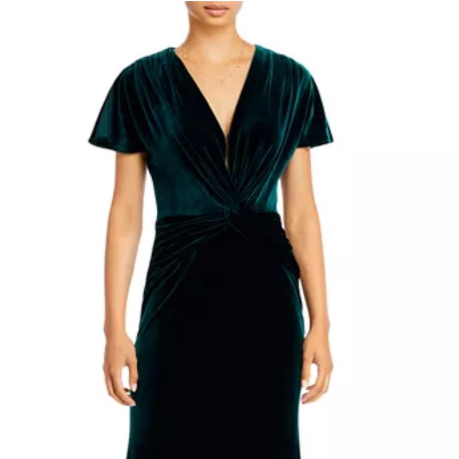 Bloomingdale’s Aqua V-Neck Velvet Gown in Hunter Green, Size 14 NEW w/Tag