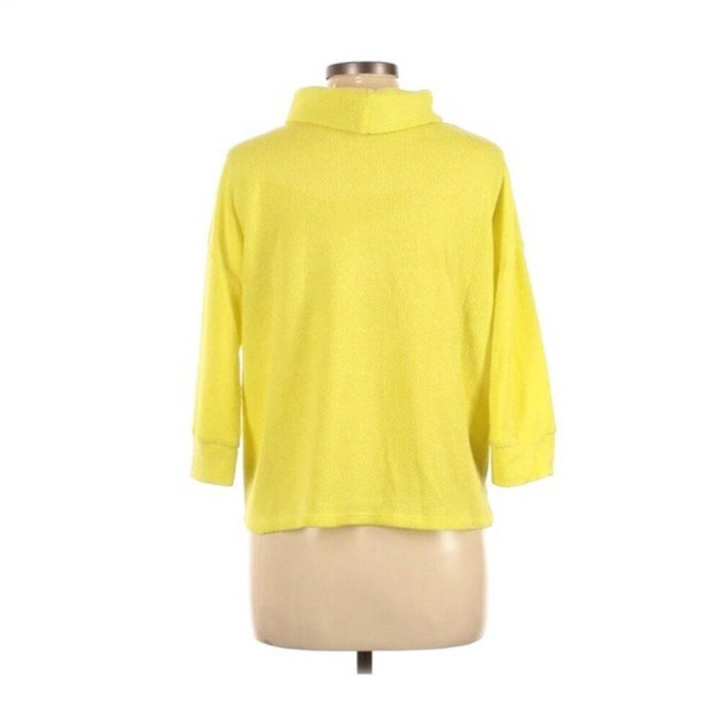 Lavish Turtleneck Sweater Pullover in Lemon Yellow, Size M NEW w/o Tag