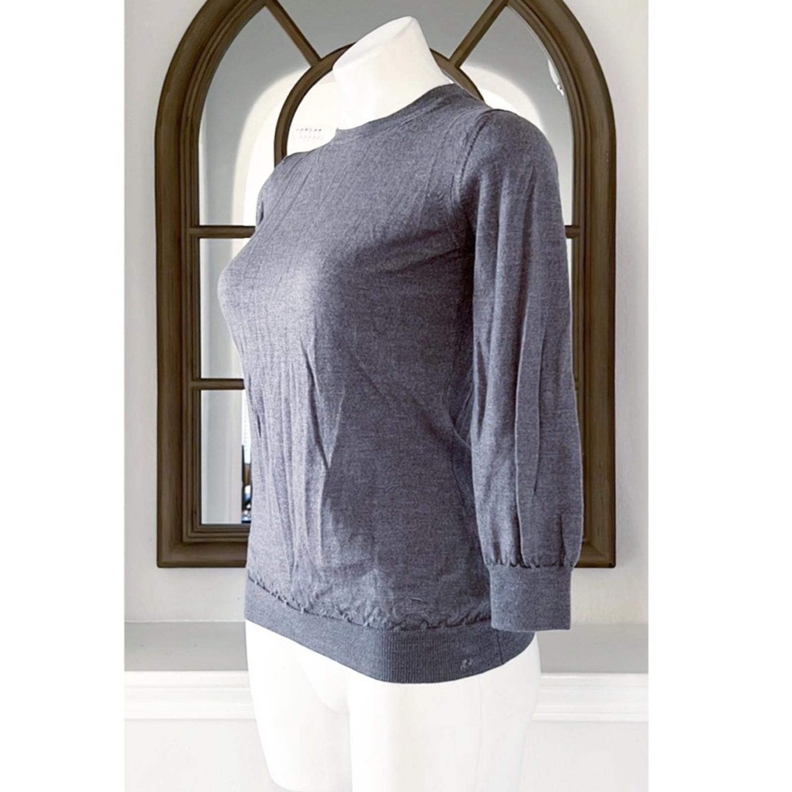Burberry London Crewneck 3/4 Sleeve Sweater in Grey, Size M