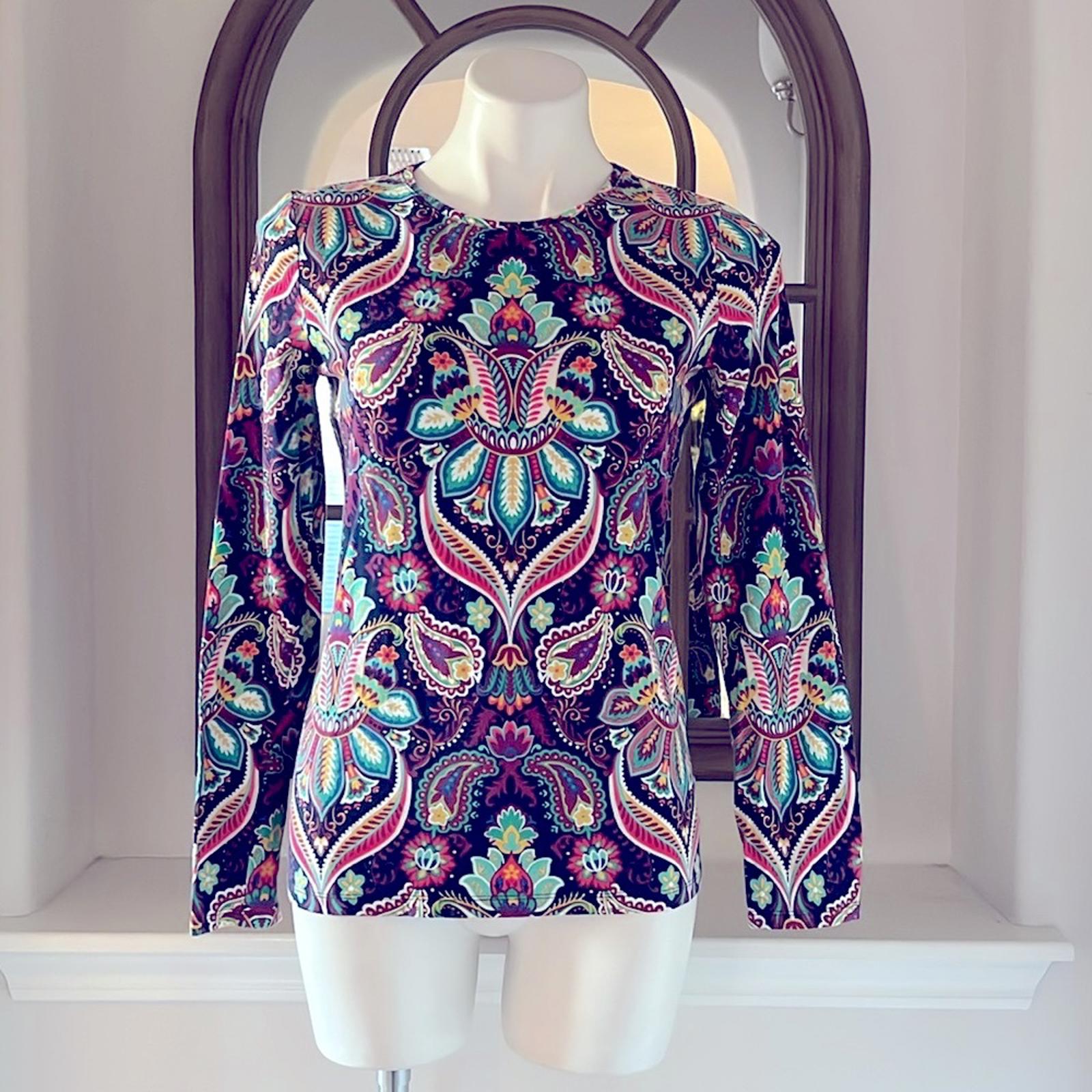 NEW The Talbots Tee Crewneck Tee in Winter Medallion Size S EXCELLENT
