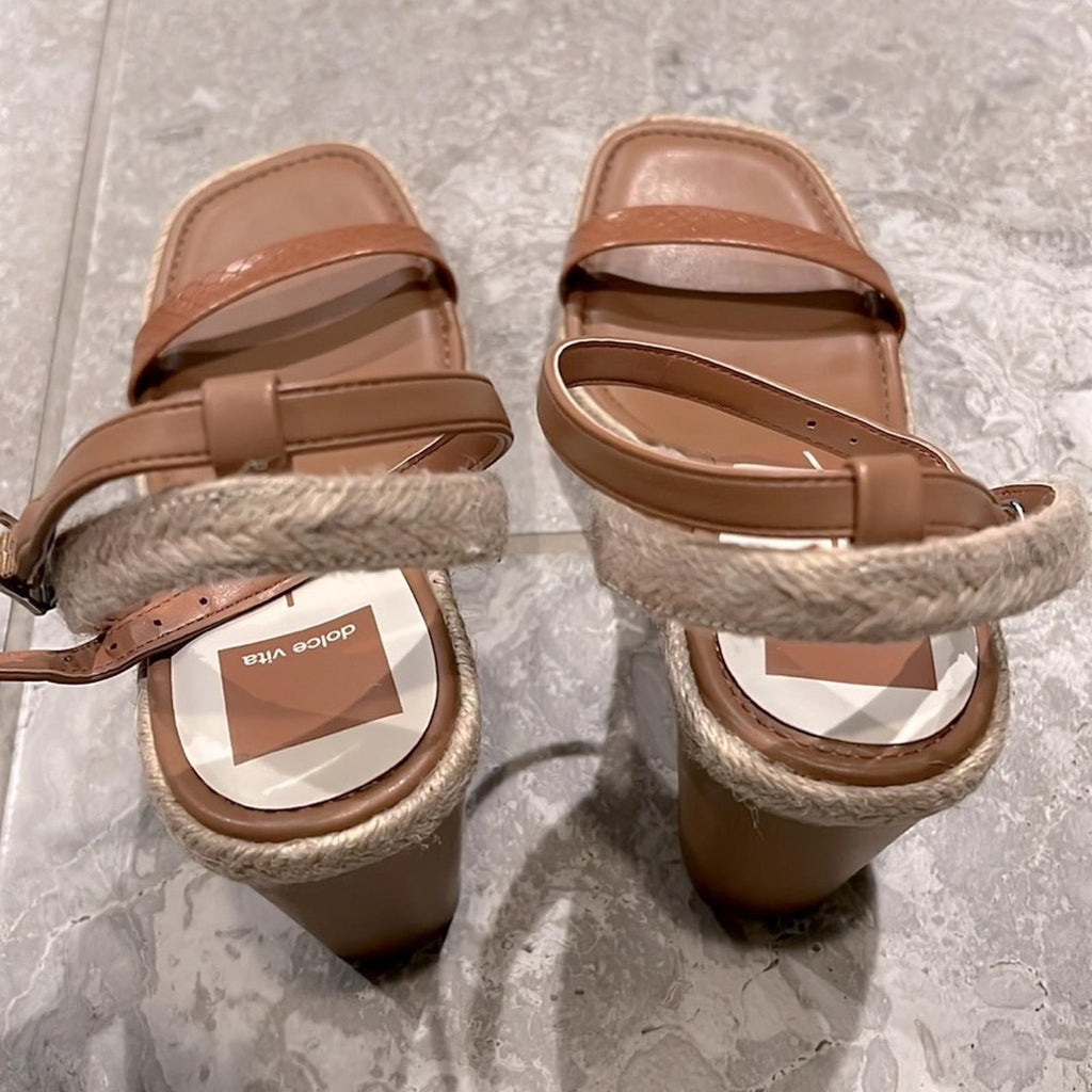 Dolce Vita Aurora Cedar Embossed Stella Platform Wedge Sandals Size 9.5 NWT
