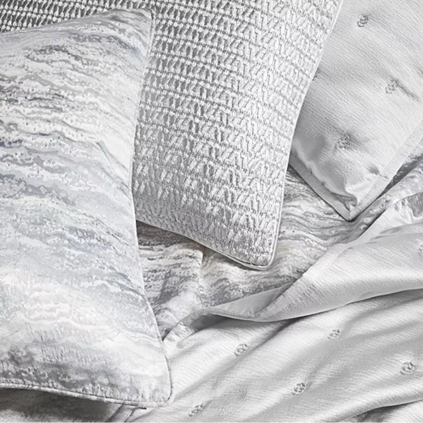 Hudson Park Collection Marble Wave Standard Sham, New w/Tag