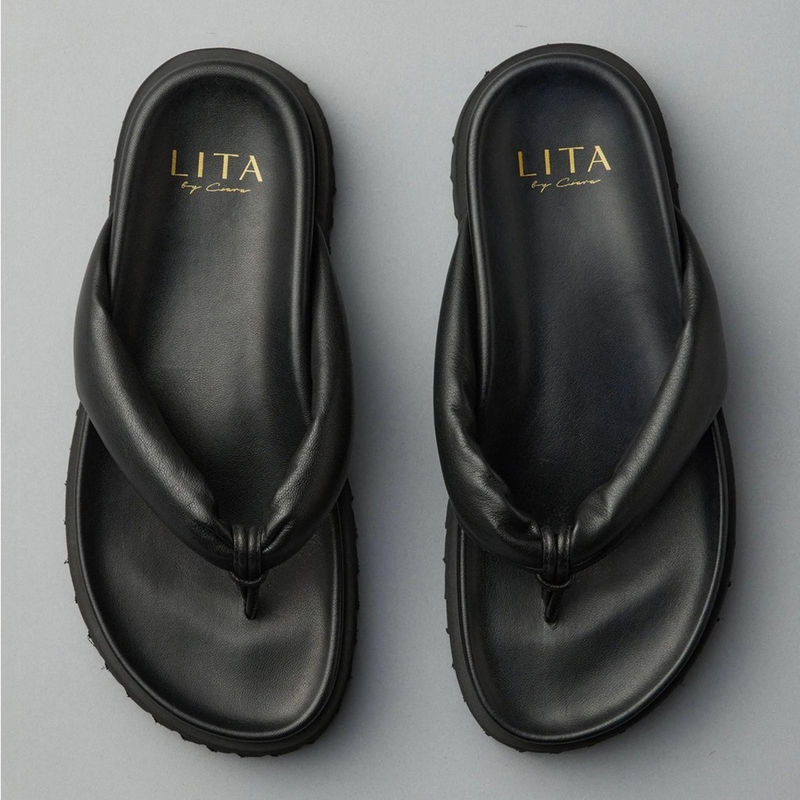 LITA by Ciara (Made in Italy) Lug Sole Thong Sandals, Black Size 42 EXCELLENT!