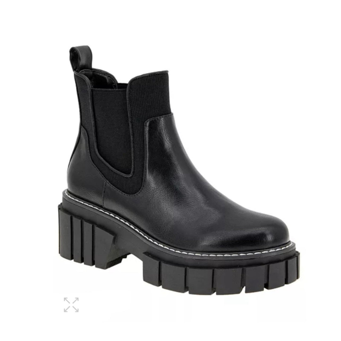 NEW BCBG Women's Ulysa Lug Sole Chelsea Booties, Size 5.5M / 35.5M New w/o Box $