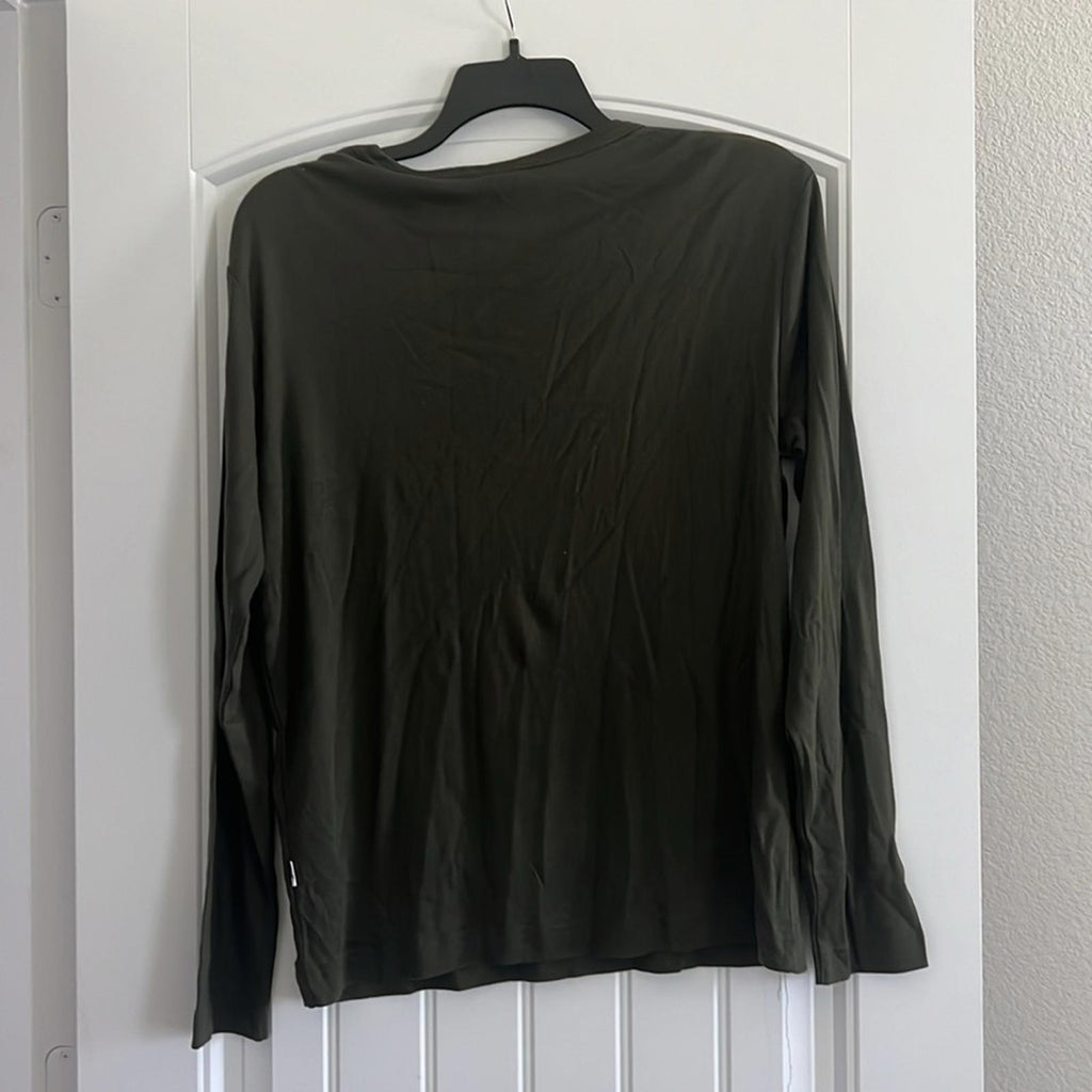 NNO7 No Nationality Long Sleeve Tee, Dark Army Size M New with Tag $120