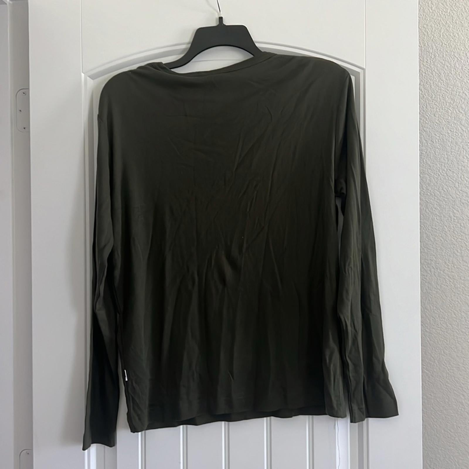 NNO7 No Nationality Long Sleeve Tee, Dark Army Size M New with Tag $120