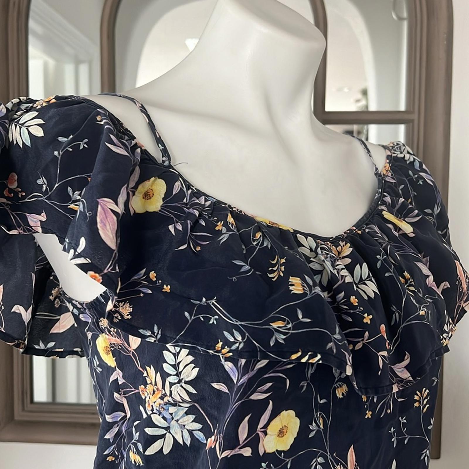 AMOUR VERT 100% Silk Floral Cold Shoulder Blouse, Blue Multi Size XS