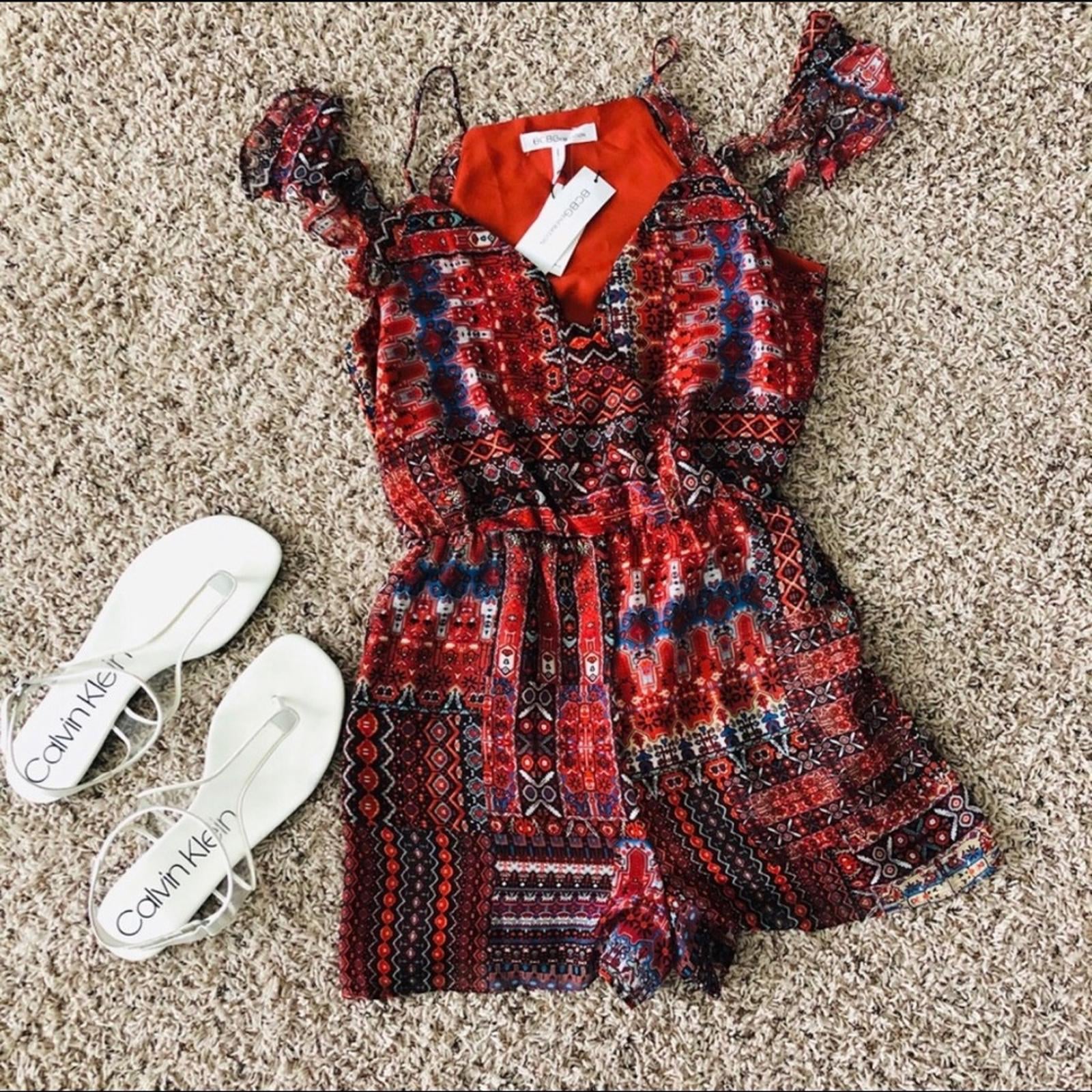 BCBG Conquistador Tapestry Print Crossover Romper w/Cold Shoulder, Size XS NWT