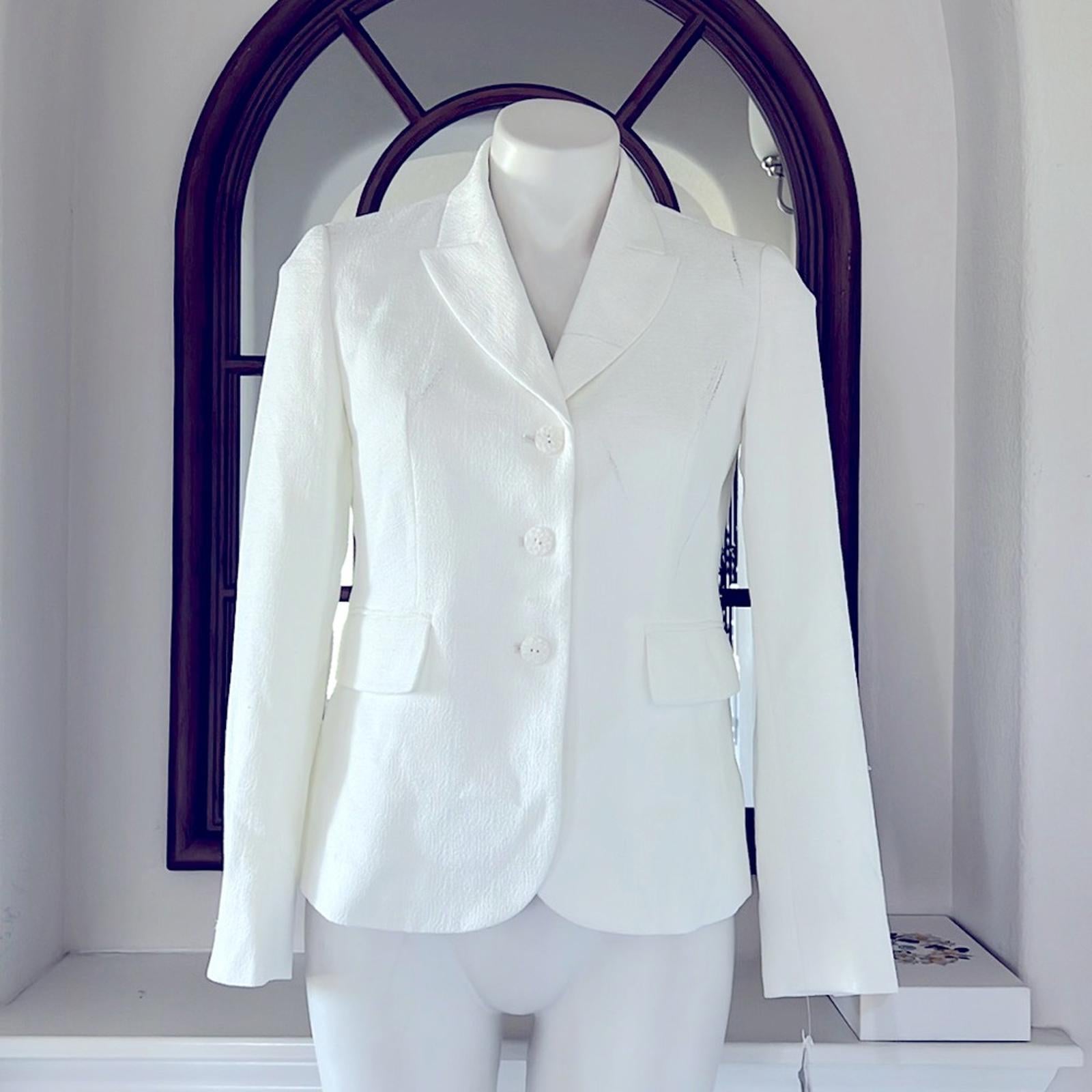 KASPER Three-Button Peak Lapel Jacket in White, Petite Size 2 New w/Tag $129