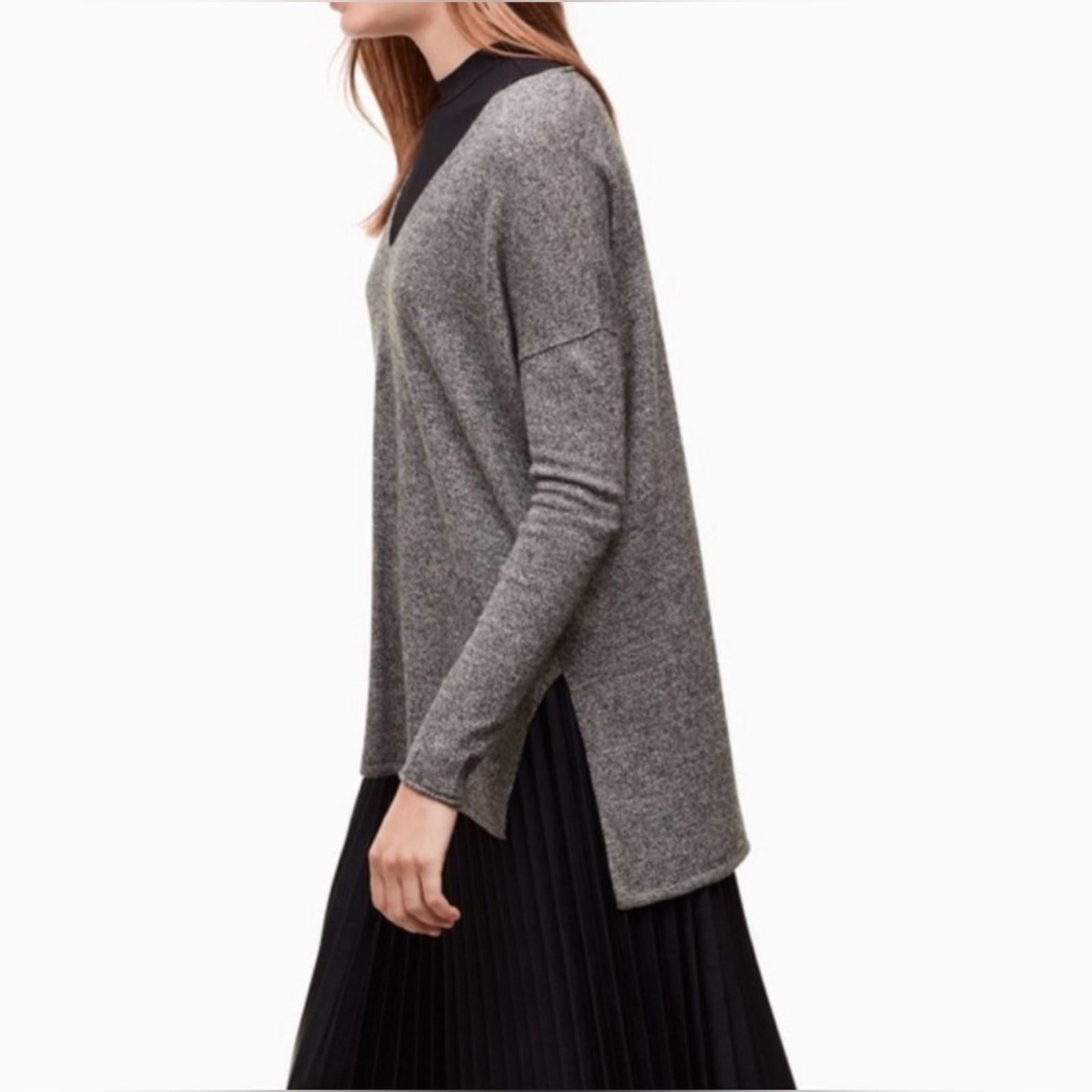 Aritzia Babaton Erin Sweater in Heather Grey Size S, EXCELLENT!