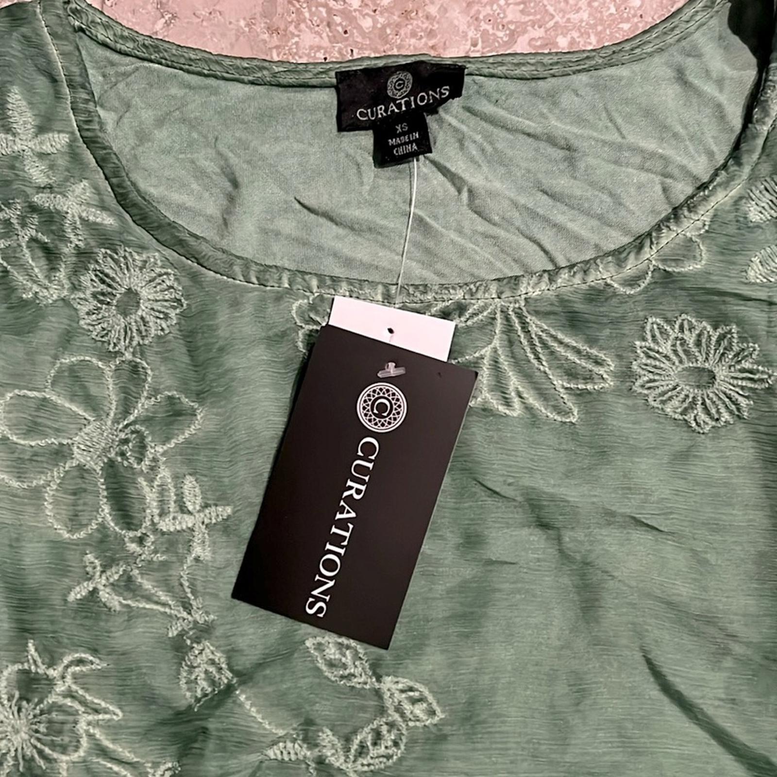 Curations Embroiderd Sleeveless Tank Top/ Blouse in Green, Size XS New w/Tag