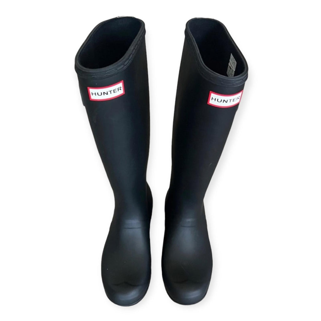 Hunter Tall Rain Boots in Black w/Grey Stripe, Size US7 EU38, New w/Tag