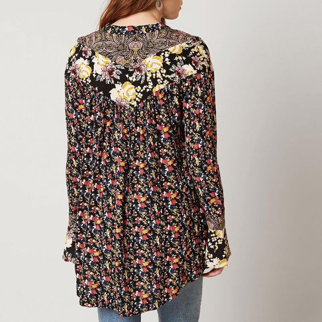 Free People Wildflower Fields Henley Top, Size M, EXCELLENT!
