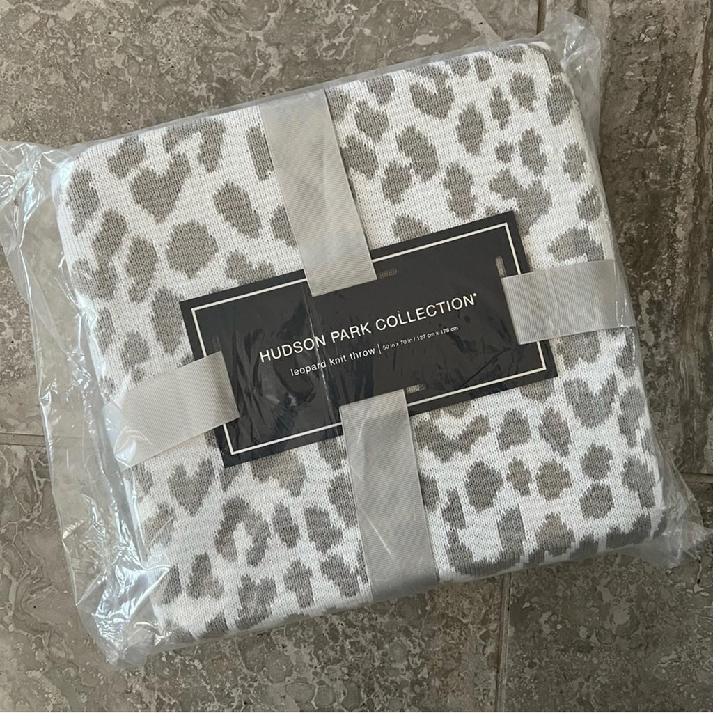 Hudson Park Leo Print Knit Throw, Size 50”x70” New w/Tag Retail $140