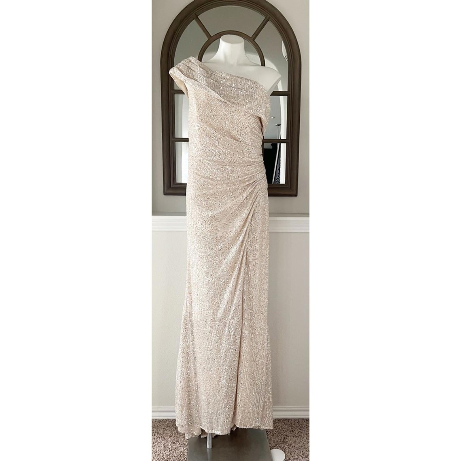 Mac Duggal IEENA One-Shoulder Ruched Sequined Gown Size 12, New w/Tag