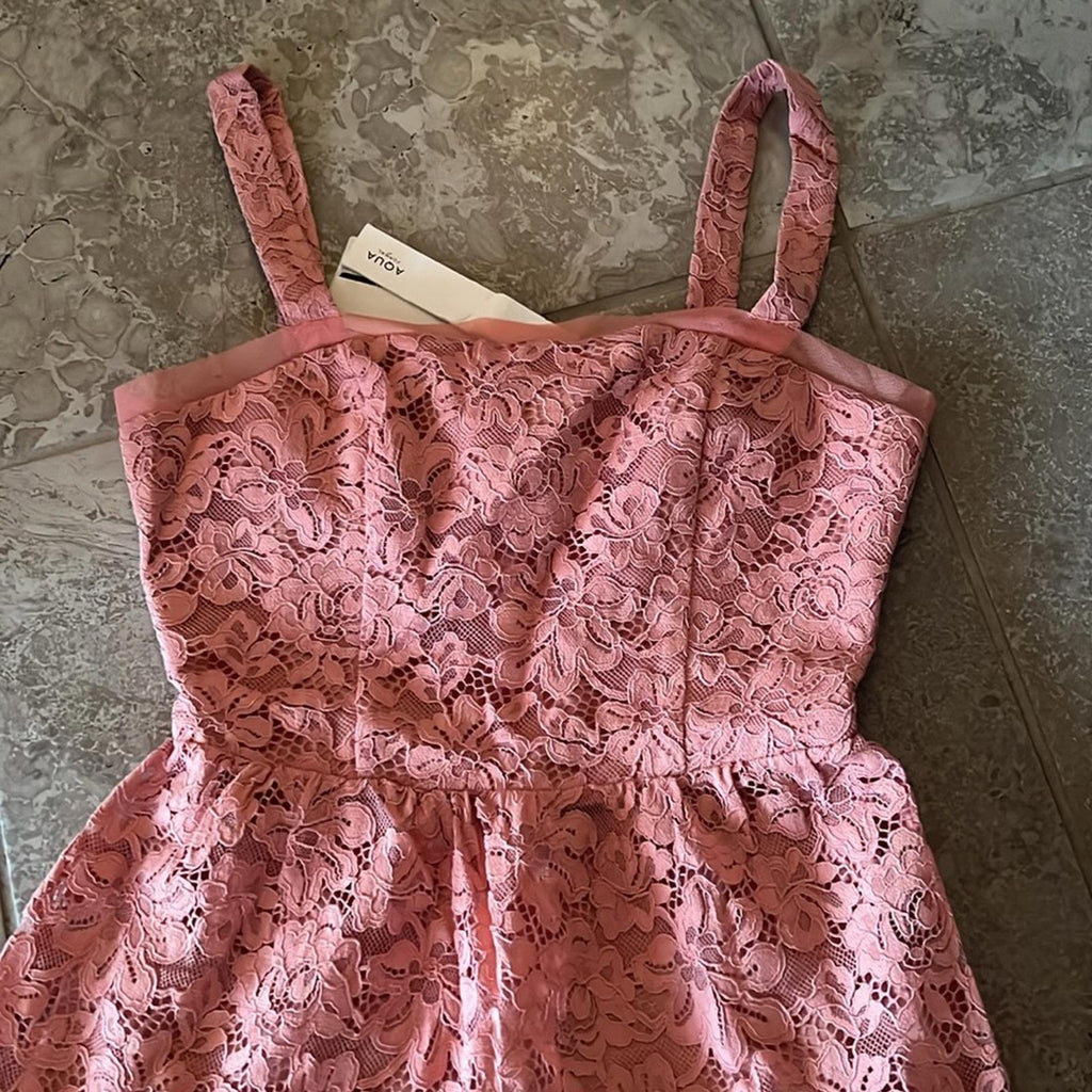 Bloomingdale’s Aqua Rosette Lace Tiered Dress, Size 2
New w/Tag Retail $278