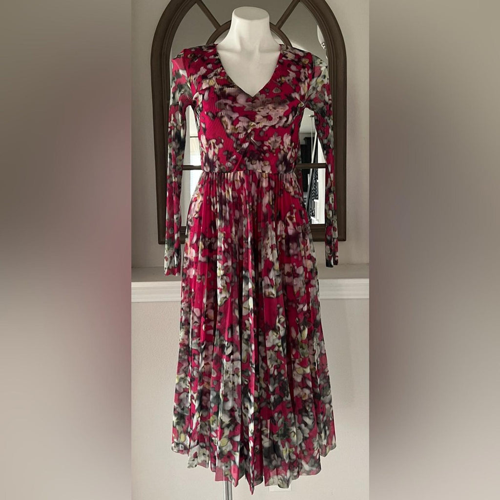 HUGO BOSS Long Sleeve Dress in Plissé Tulle with Seasonal Print Size S NEW w/Tag