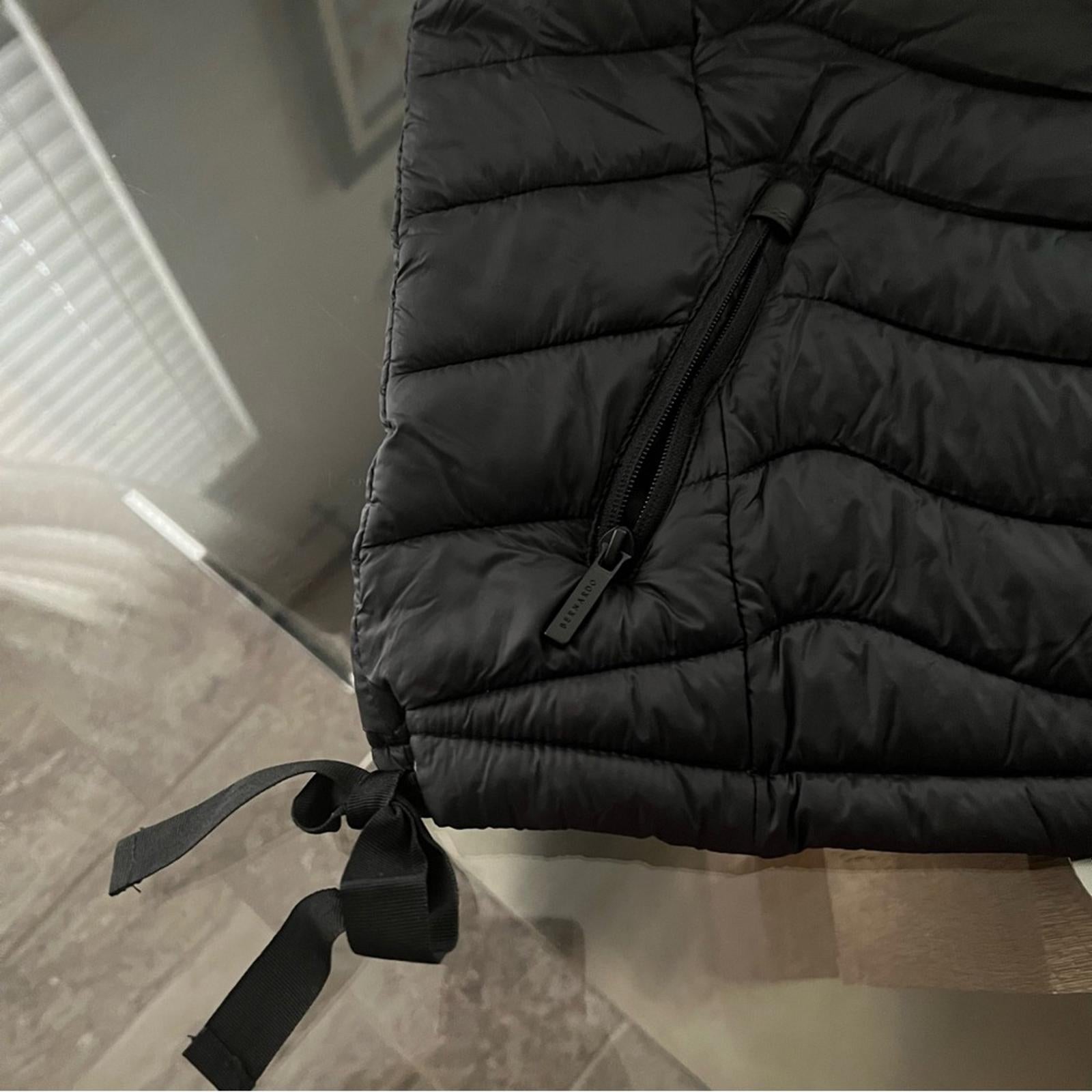 Bernardo Puffer Vest, Black Size S New w/Tag
