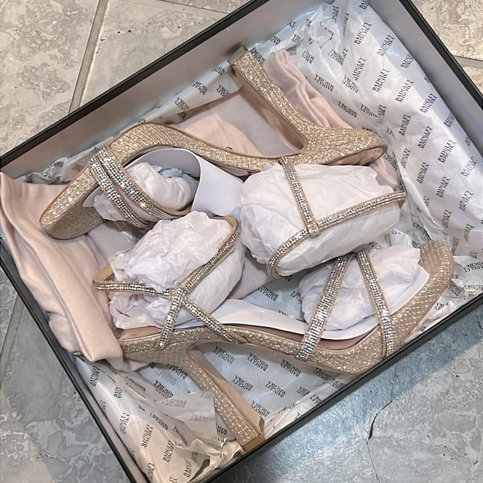 Badgley Mischka Urbana Strappy Heeled Sandals, Rose Gold, Size 7 NEW w/DustBag