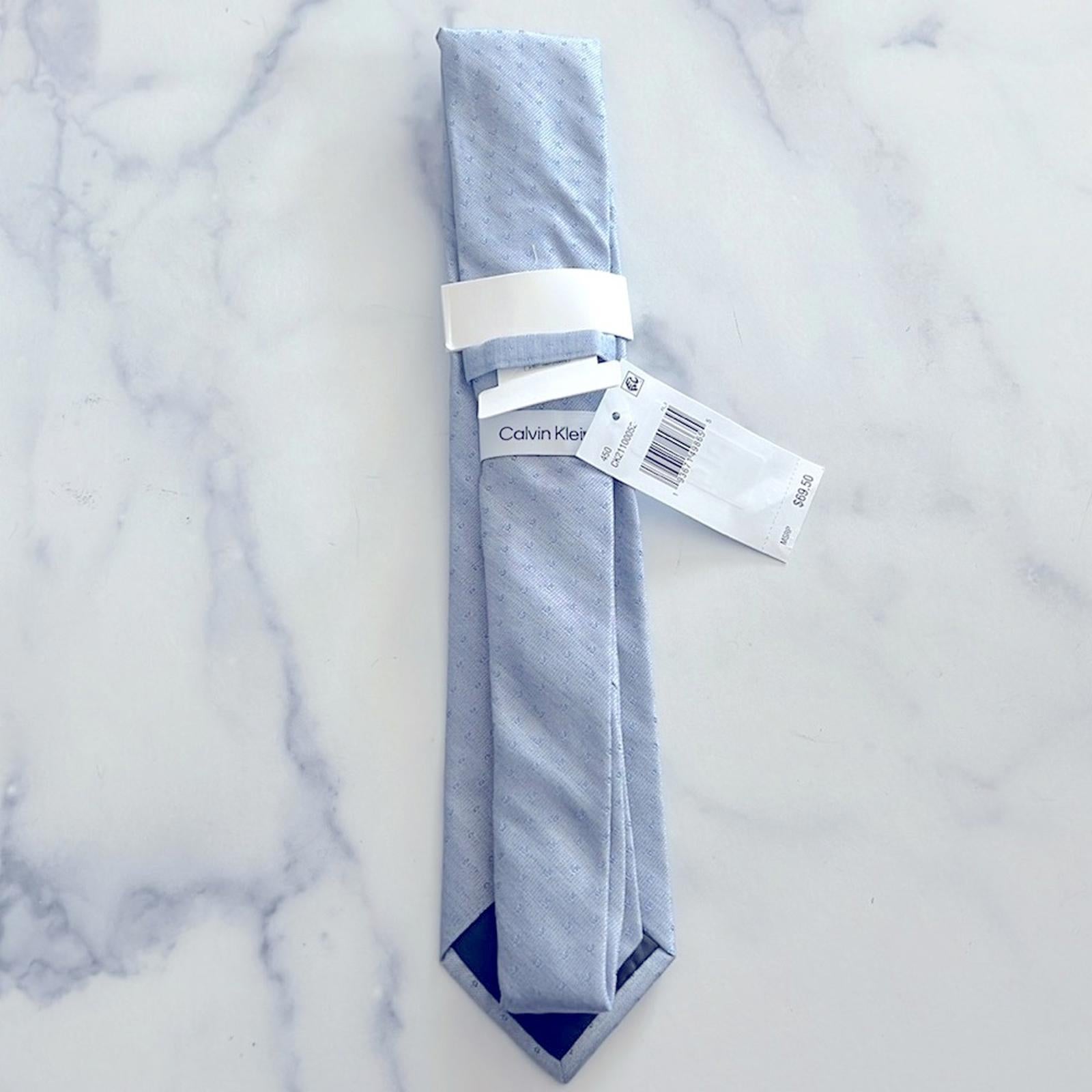 Calvin Klein Men’s Tonal Dot Neat Tie in Light Blue, New w/Tag