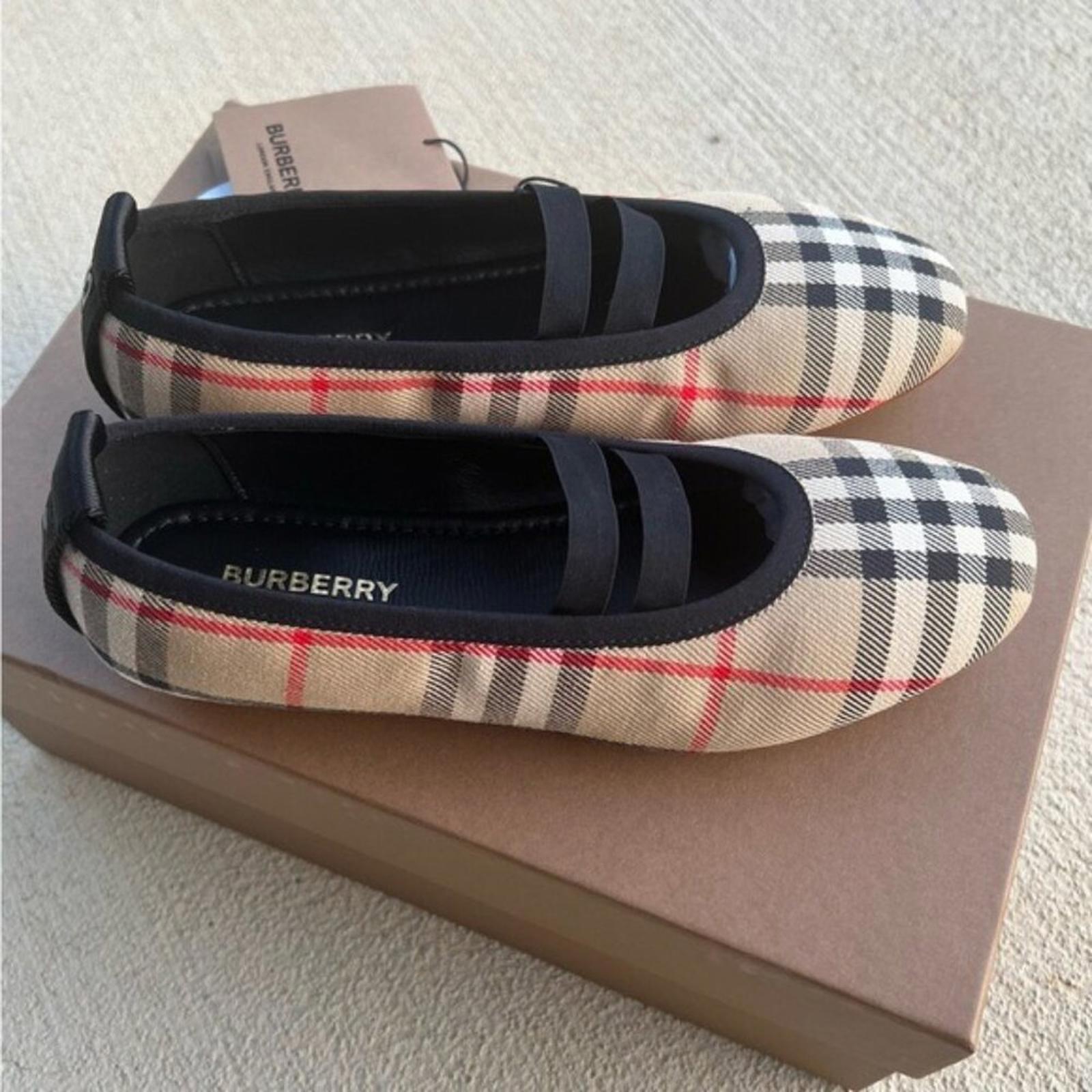 Burberry Logo-Detail Check Ballerina Shoes, Size EU 35, UK 2.5 NEW in Box