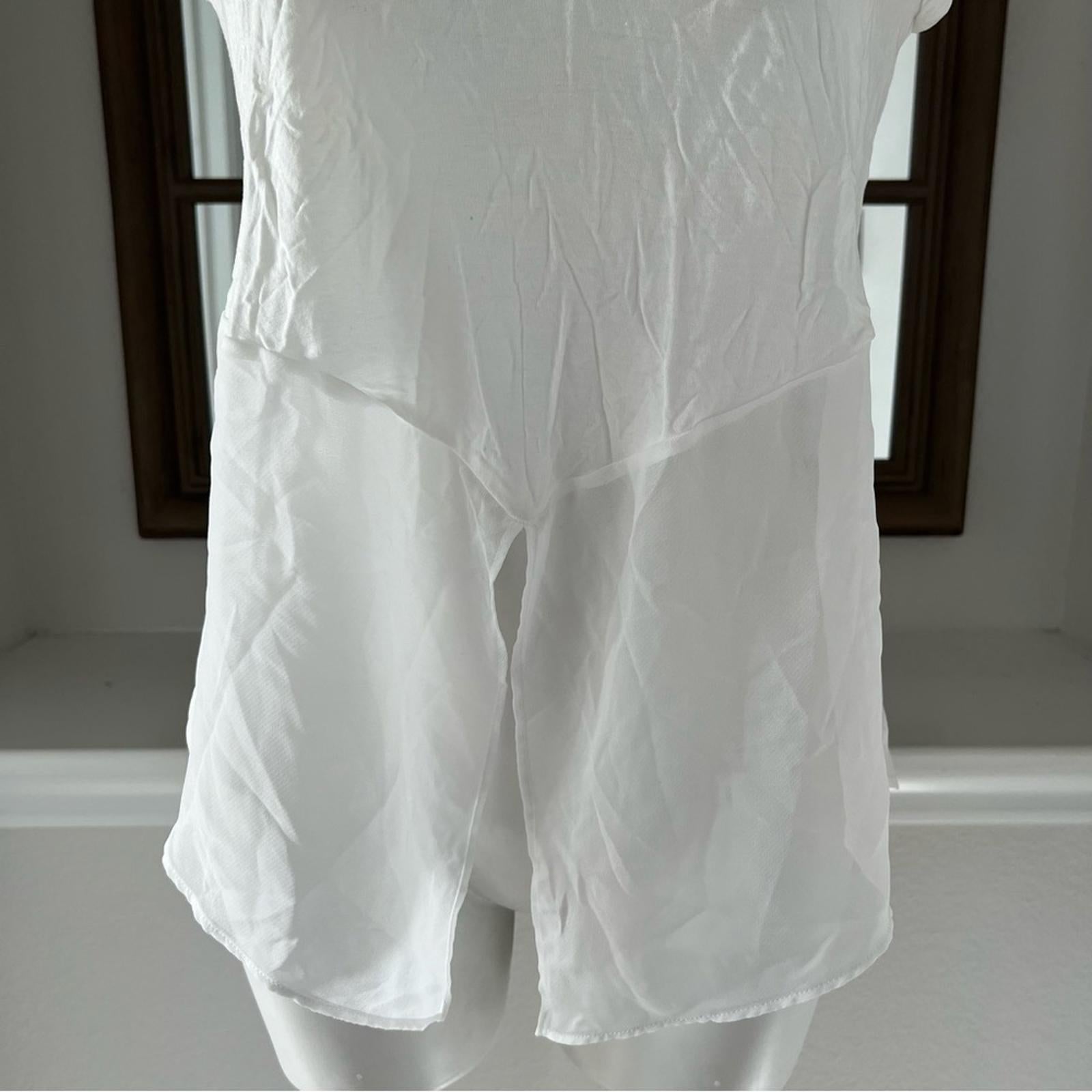 BCBGMaxazria White Casual Top, Size S New with Tag