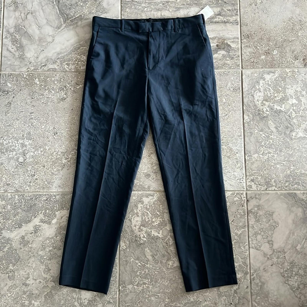 Van Heusen Flex Straight Fit Flat Front Pants in Slate Blue Size 32W X 30L NWT